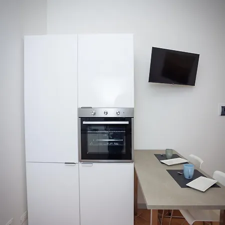 4 Posti Letto Centro Storico Apartamento *